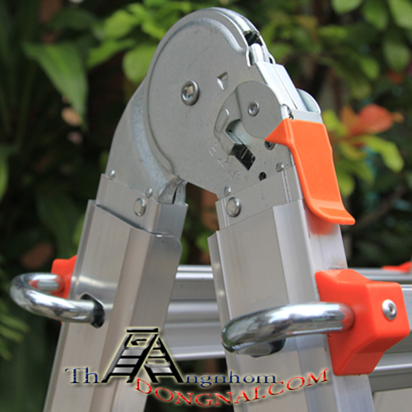 khóa thang AD03