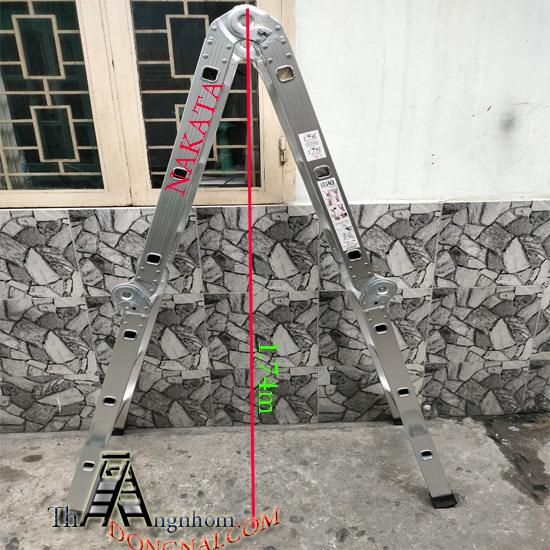 thang gấp chữ A Nakata TY-403