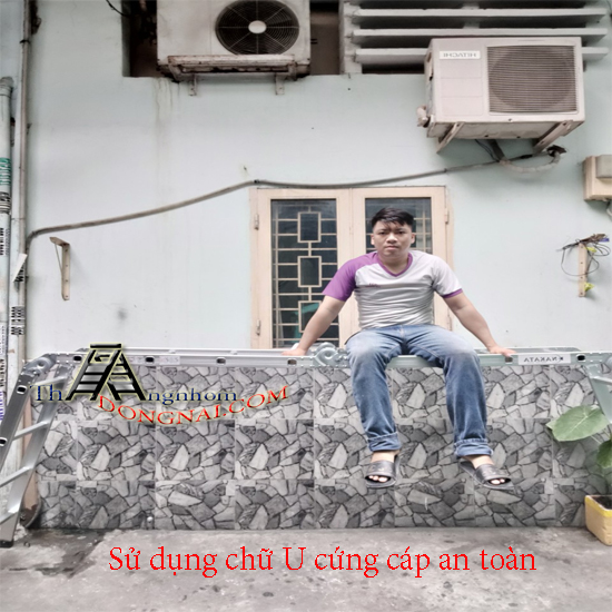 chữ U TY-404